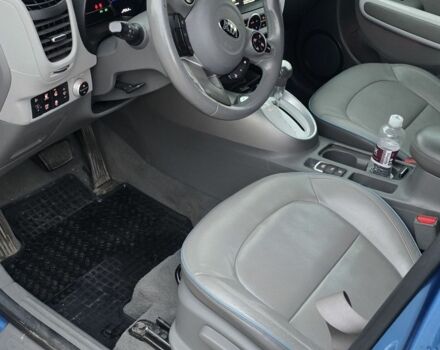 Синий Киа Soul, объемом двигателя 0 л и пробегом 157 тыс. км за 8500 $, фото 7 на Automoto.ua