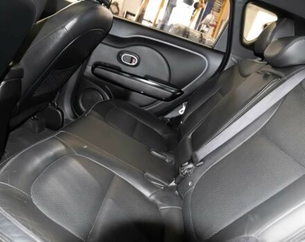 Синій Кіа Soul, об'ємом двигуна 2 л та пробігом 143 тис. км за 5500 $, фото 9 на Automoto.ua