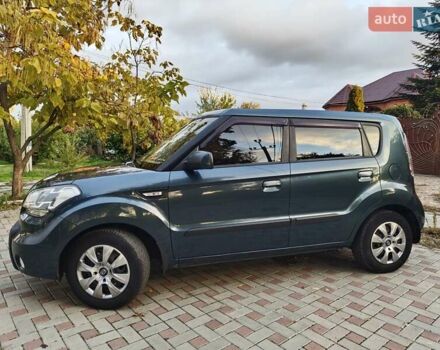 Синий Киа Soul, объемом двигателя 1.59 л и пробегом 134 тыс. км за 6500 $, фото 1 на Automoto.ua