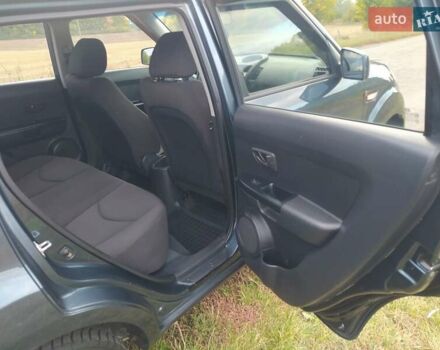 Синий Киа Soul, объемом двигателя 1.59 л и пробегом 159 тыс. км за 6000 $, фото 14 на Automoto.ua