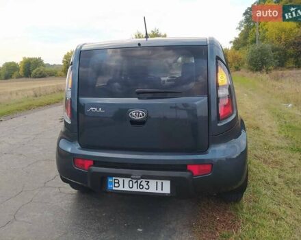 Синий Киа Soul, объемом двигателя 1.59 л и пробегом 159 тыс. км за 6000 $, фото 6 на Automoto.ua