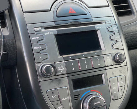 Синій Кіа Soul, об'ємом двигуна 1.58 л та пробігом 202 тис. км за 8300 $, фото 16 на Automoto.ua