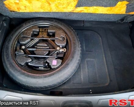 Синий Киа Soul, объемом двигателя 1.6 л и пробегом 159 тыс. км за 6000 $, фото 6 на Automoto.ua