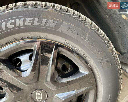 Синій Кіа Soul, об'ємом двигуна 1.58 л та пробігом 202 тис. км за 8300 $, фото 15 на Automoto.ua