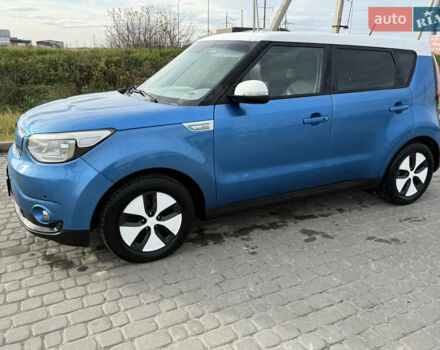 Синий Киа Soul, объемом двигателя 0 л и пробегом 144 тыс. км за 6299 $, фото 3 на Automoto.ua