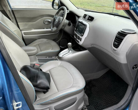 Синий Киа Soul, объемом двигателя 0 л и пробегом 144 тыс. км за 6299 $, фото 28 на Automoto.ua
