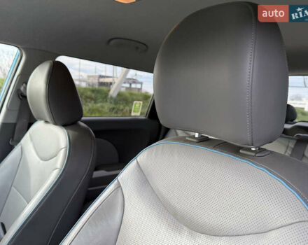 Синий Киа Soul, объемом двигателя 0 л и пробегом 144 тыс. км за 6299 $, фото 23 на Automoto.ua