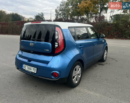 Киа Soul 2015 в Днепре (Днепропетровске) на Automoto.ua Синий Киа Soul, объемом двигателя 0 л и пробегом 115 тыс. км за 6500 $, фото 9 на Automoto.ua
