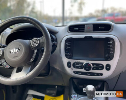 Синій Кіа Soul, об'ємом двигуна 27 л та пробігом 185 тис. км за 9500 $, фото 6 на Automoto.ua