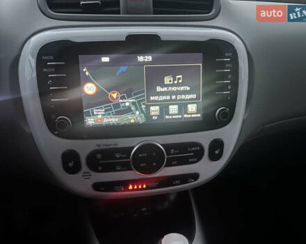 Киа Soul 2015 в Днепре (Днепропетровске) на Automoto.ua Синий Киа Soul, объемом двигателя 0 л и пробегом 115 тыс. км за 6500 $, фото 19 на Automoto.ua