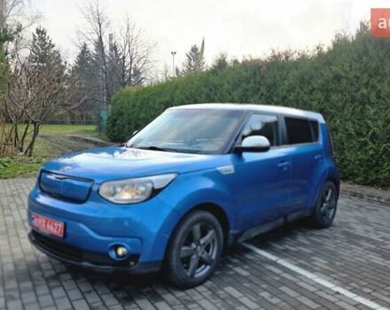 Синий Киа Soul, объемом двигателя 0 л и пробегом 120 тыс. км за 6500 $, фото 2 на Automoto.ua