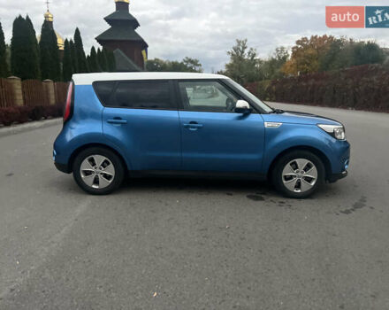 Киа Soul 2015 в Днепре (Днепропетровске) на Automoto.ua Синий Киа Soul, объемом двигателя 0 л и пробегом 115 тыс. км за 6500 $, фото 5 на Automoto.ua