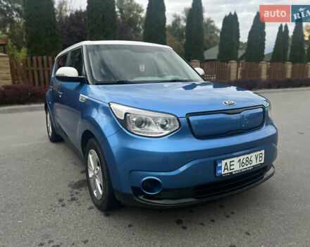Киа Soul 2015 в Днепре (Днепропетровске) на Automoto.ua Синий Киа Soul, объемом двигателя 0 л и пробегом 115 тыс. км за 6500 $, фото 4 на Automoto.ua