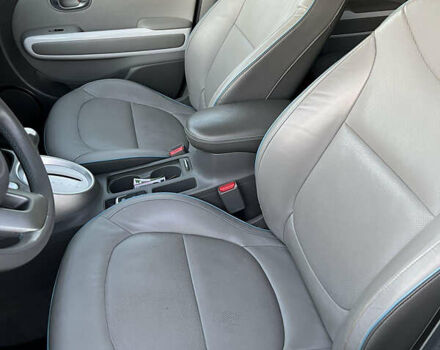 Синий Киа Soul, объемом двигателя 0 л и пробегом 130 тыс. км за 6700 $, фото 2 на Automoto.ua