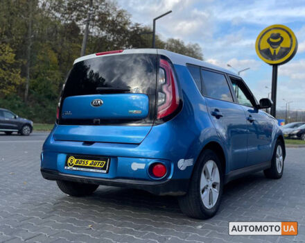 Синій Кіа Soul, об'ємом двигуна 27 л та пробігом 185 тис. км за 9500 $, фото 5 на Automoto.ua