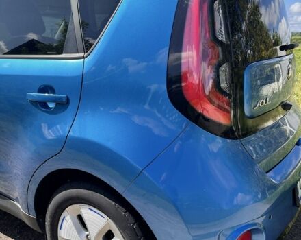 Синій Кіа Soul, об'ємом двигуна 0 л та пробігом 102 тис. км за 8200 $, фото 1 на Automoto.ua