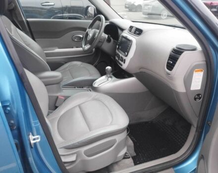 Синій Кіа Soul, об'ємом двигуна 0 л та пробігом 151 тис. км за 5800 $, фото 14 на Automoto.ua