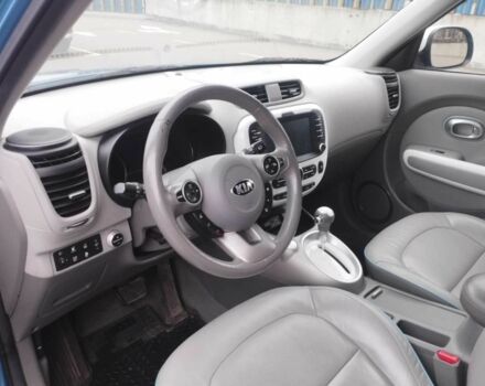 Синій Кіа Soul, об'ємом двигуна 0 л та пробігом 151 тис. км за 5800 $, фото 9 на Automoto.ua