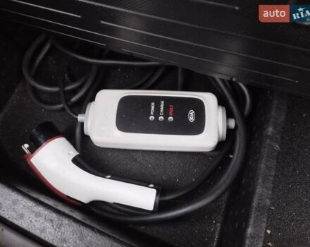 Синій Кіа Soul, об'ємом двигуна 0 л та пробігом 151 тис. км за 5800 $, фото 19 на Automoto.ua