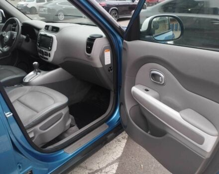 Синій Кіа Soul, об'ємом двигуна 0 л та пробігом 151 тис. км за 5800 $, фото 13 на Automoto.ua