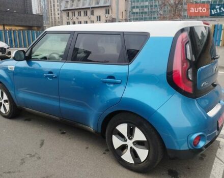 Синій Кіа Soul, об'ємом двигуна 0 л та пробігом 151 тис. км за 5800 $, фото 4 на Automoto.ua