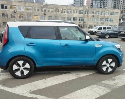 Синій Кіа Soul, об'ємом двигуна 0 л та пробігом 151 тис. км за 5800 $, фото 5 на Automoto.ua