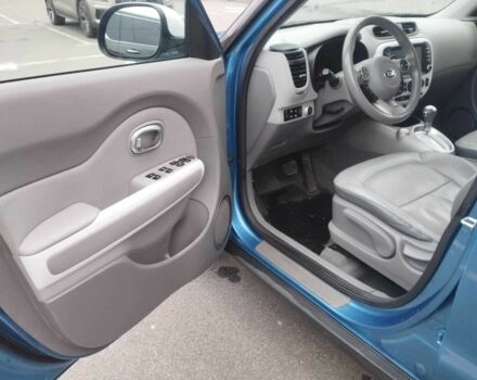 Синій Кіа Soul, об'ємом двигуна 0 л та пробігом 151 тис. км за 5800 $, фото 8 на Automoto.ua