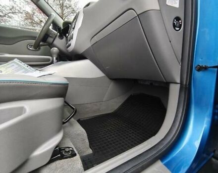 Синий Киа Soul, объемом двигателя 0 л и пробегом 131 тыс. км за 10200 $, фото 67 на Automoto.ua