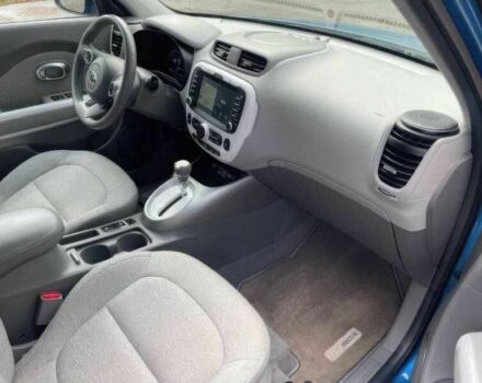 Синий Киа Soul, объемом двигателя 0 л и пробегом 89 тыс. км за 7000 $, фото 9 на Automoto.ua