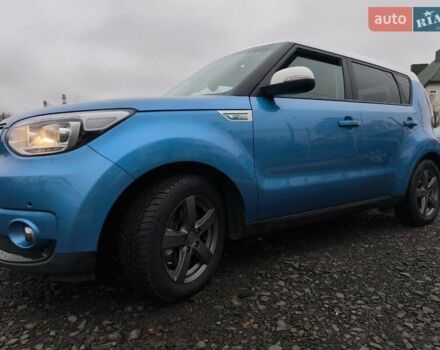 Синий Киа Soul, объемом двигателя 0 л и пробегом 131 тыс. км за 10200 $, фото 8 на Automoto.ua