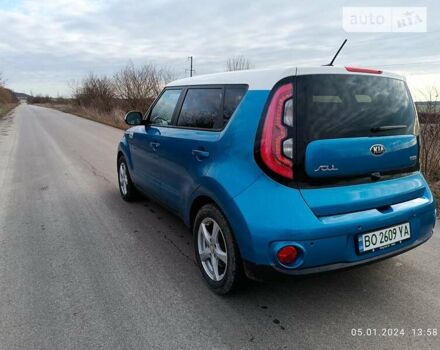 Синій Кіа Soul, об'ємом двигуна 0 л та пробігом 70 тис. км за 13900 $, фото 7 на Automoto.ua