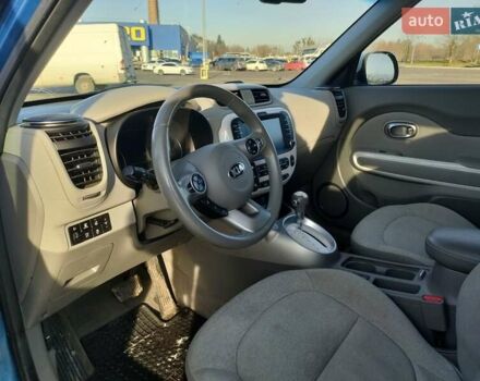 Синій Кіа Soul, об'ємом двигуна 0 л та пробігом 158 тис. км за 9500 $, фото 10 на Automoto.ua