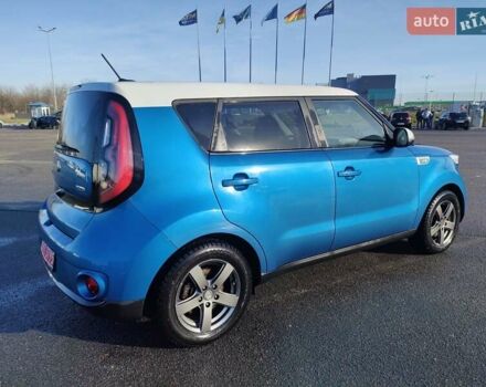 Синій Кіа Soul, об'ємом двигуна 0 л та пробігом 158 тис. км за 9500 $, фото 4 на Automoto.ua