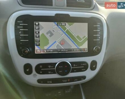 Синій Кіа Soul, об'ємом двигуна 0 л та пробігом 158 тис. км за 9500 $, фото 8 на Automoto.ua