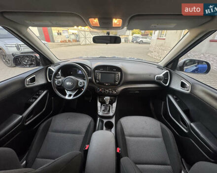 Синий Киа Soul, объемом двигателя 2 л и пробегом 145 тыс. км за 9900 $, фото 25 на Automoto.ua