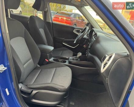 Синий Киа Soul, объемом двигателя 2 л и пробегом 145 тыс. км за 9900 $, фото 28 на Automoto.ua
