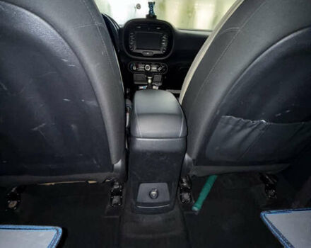 Синий Киа Soul, объемом двигателя 2 л и пробегом 52 тыс. км за 16000 $, фото 15 на Automoto.ua