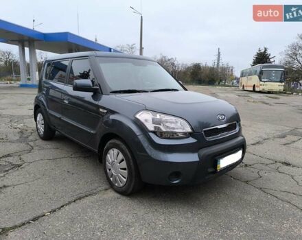 Синий Киа Soul, объемом двигателя 1.59 л и пробегом 110 тыс. км за 6500 $, фото 1 на Automoto.ua