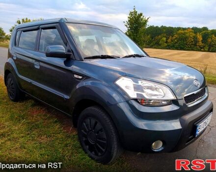 Синий Киа Soul, объемом двигателя 1.6 л и пробегом 159 тыс. км за 6000 $, фото 1 на Automoto.ua
