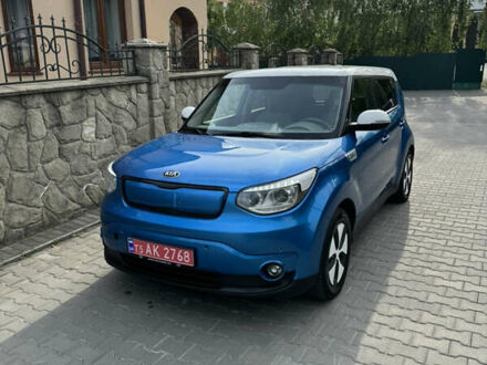 Синий Киа Soul, объемом двигателя 0 л и пробегом 230 тыс. км за 5200 $, фото 1 на Automoto.ua