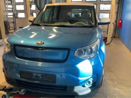 Синій Кіа Soul, об'ємом двигуна 0 л та пробігом 86 тис. км за 8000 $, фото 1 на Automoto.ua