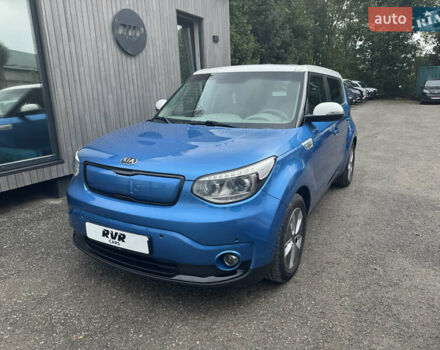Синий Киа Soul, объемом двигателя 0 л и пробегом 133 тыс. км за 10000 $, фото 1 на Automoto.ua