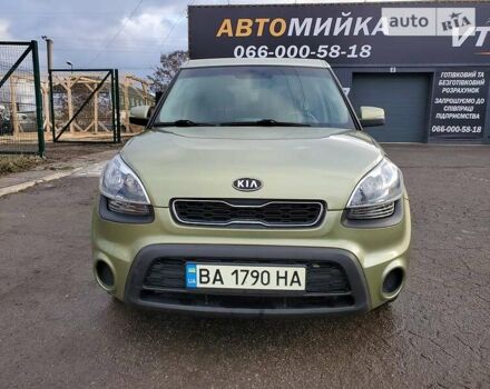 Зеленый Киа Soul, объемом двигателя 2 л и пробегом 86 тыс. км за 8300 $, фото 4 на Automoto.ua