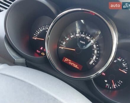 Зелений Кіа Soul, об'ємом двигуна 1.59 л та пробігом 44 тис. км за 10000 $, фото 10 на Automoto.ua