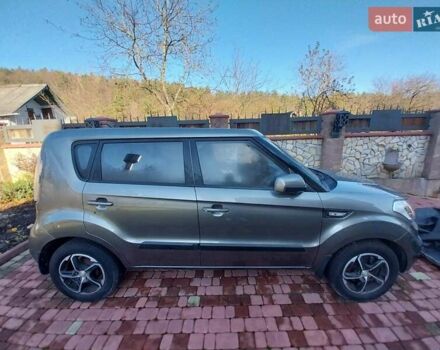 Зелений Кіа Soul, об'ємом двигуна 1.59 л та пробігом 44 тис. км за 10000 $, фото 2 на Automoto.ua
