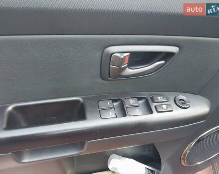 Зелений Кіа Soul, об'ємом двигуна 1.59 л та пробігом 44 тис. км за 10000 $, фото 7 на Automoto.ua