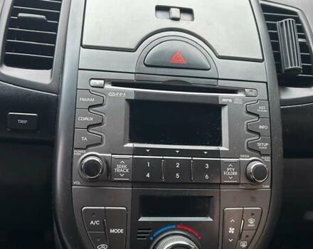 Зеленый Киа Soul, объемом двигателя 1.6 л и пробегом 180 тыс. км за 8200 $, фото 18 на Automoto.ua