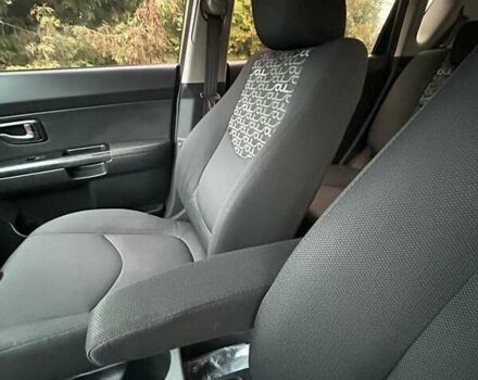 Зеленый Киа Soul, объемом двигателя 1.6 л и пробегом 180 тыс. км за 8200 $, фото 24 на Automoto.ua