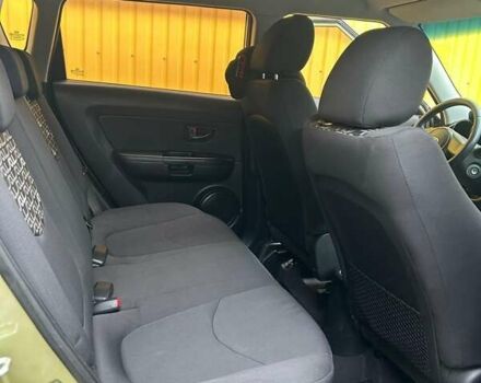 Зеленый Киа Soul, объемом двигателя 1.6 л и пробегом 180 тыс. км за 8200 $, фото 27 на Automoto.ua