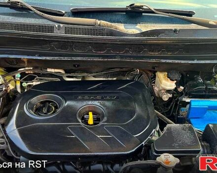 Зелений Кіа Soul, об'ємом двигуна 2 л та пробігом 205 тис. км за 8900 $, фото 2 на Automoto.ua
